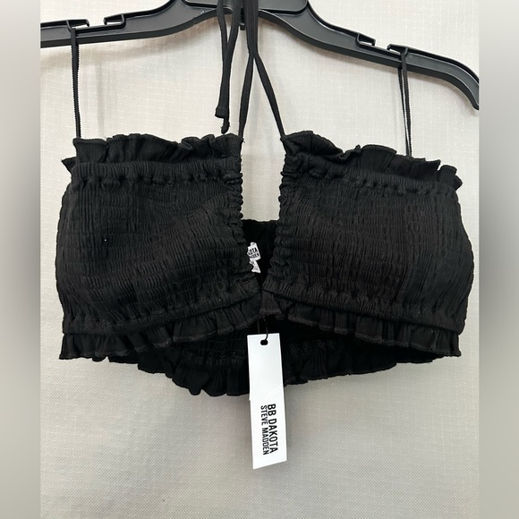 BB Dakota Tops - NWT! BB DAKOTA SMOCKED BANDEAU